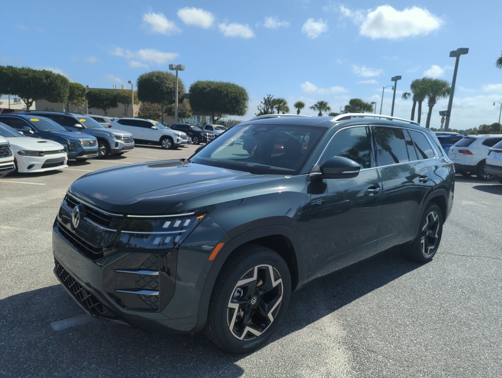 New 2027 Volkswagen Atlas SEL R-Line AWD/4WD image 14