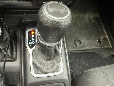 Used 2020 Jeep Wrangler Unlimited Sport AWD/4WD image 15