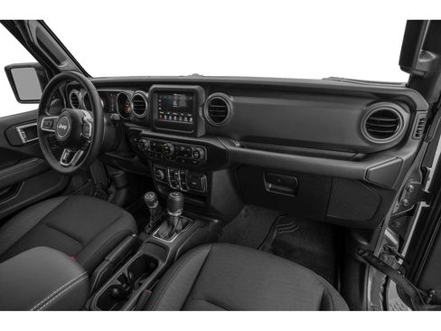 Used 2022 Jeep Wrangler Unlimited Sahara AWD/4WD image 11