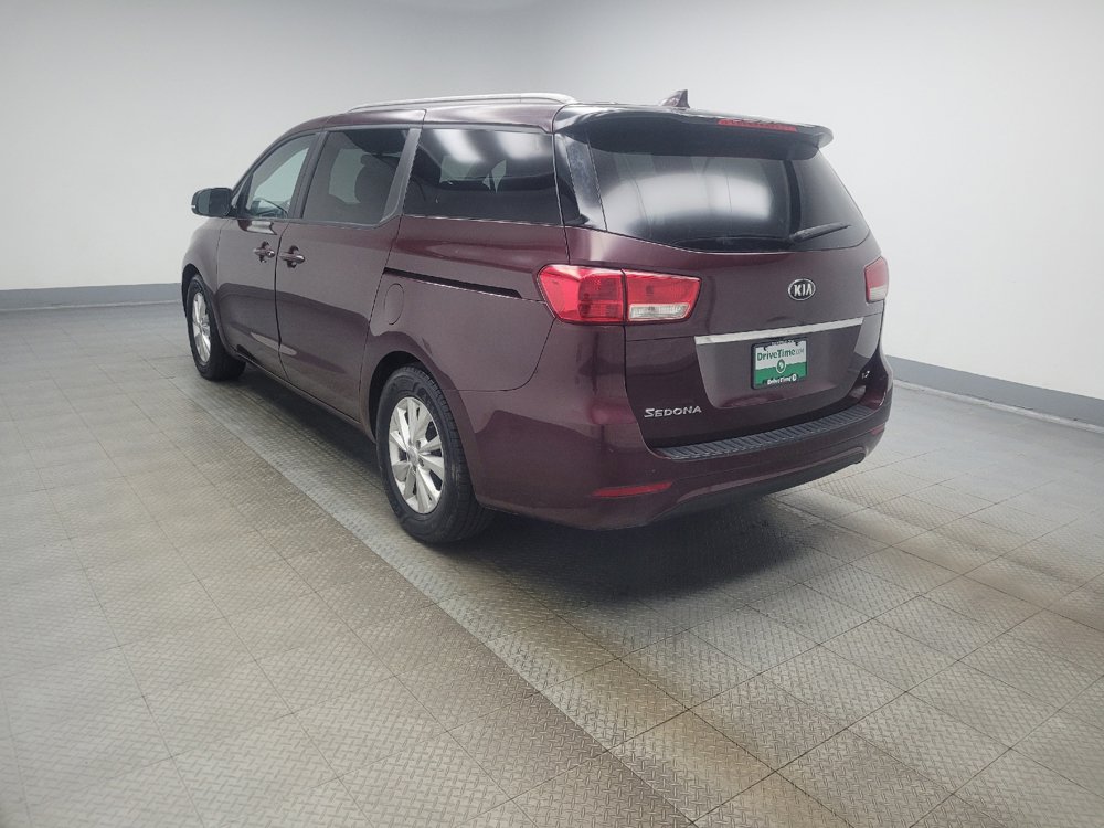 Used 2015 Kia Sedona LX w/ LX Convenience Package FWD image 3