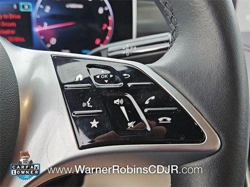 Used 2024 Mercedes-Benz GLC 300 image 27