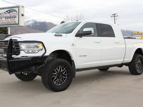 Used 2022 RAM 3500 Laramie image 44