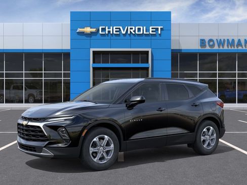 New 2026 Chevrolet Blazer LT w/ Convenience Package FWD image 2