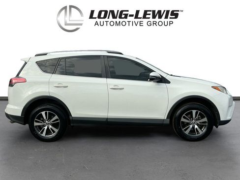 Used 2018 Toyota RAV4 XLE image 8