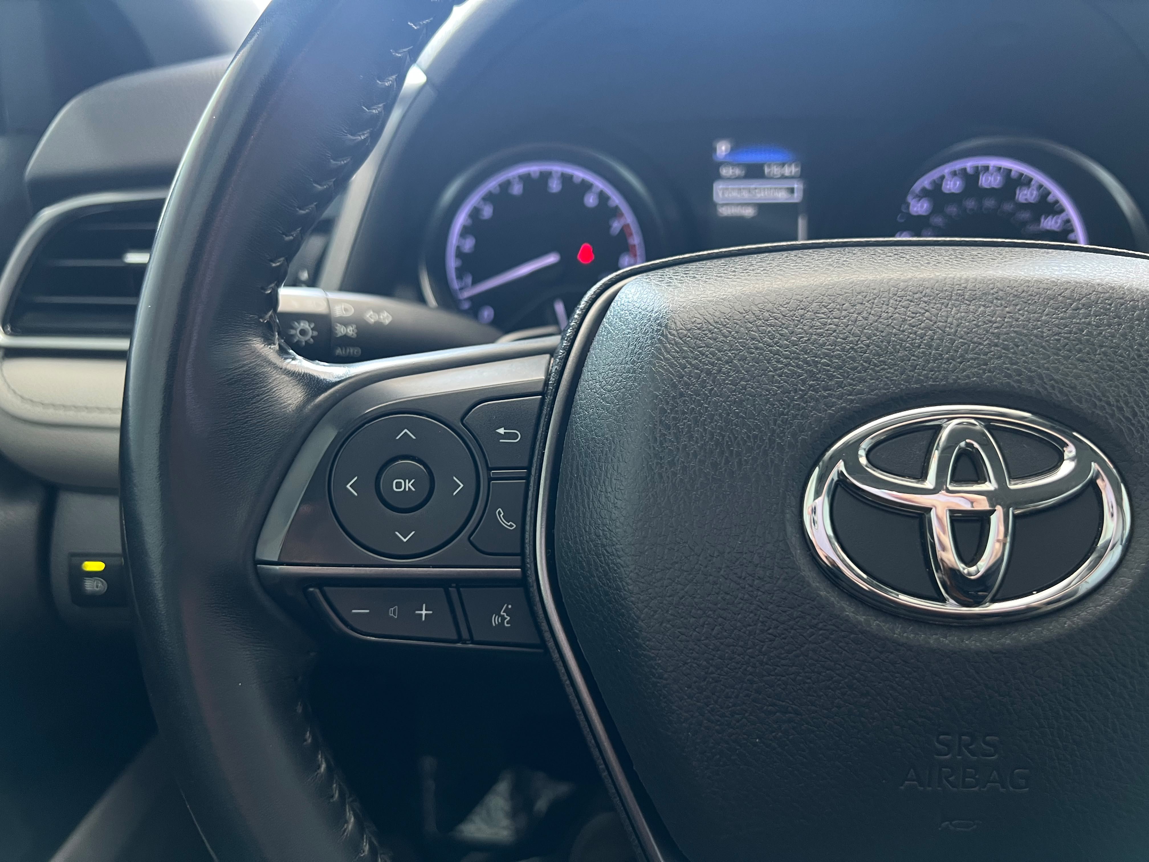 Used 2022 Toyota Camry SE w/ Carpet Mat Package (TMS) FWD image 19