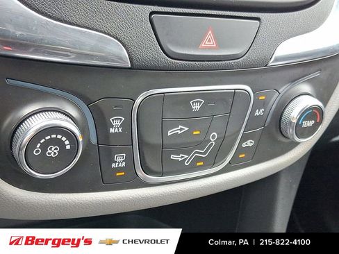 Certified 2019 Chevrolet Equinox LS image 17