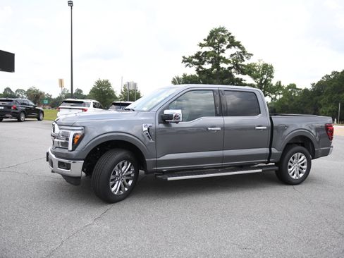 New 2026 Ford F150 Lariat w/ Equipment Group 501A Mid AWD/4WD image 5
