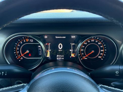 Used 2020 Jeep Gladiator Sport w/ Quick Order Package 24S AWD/4WD image 17