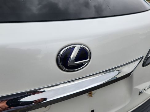 Used 2014 Lexus RX 450h AWD image 16