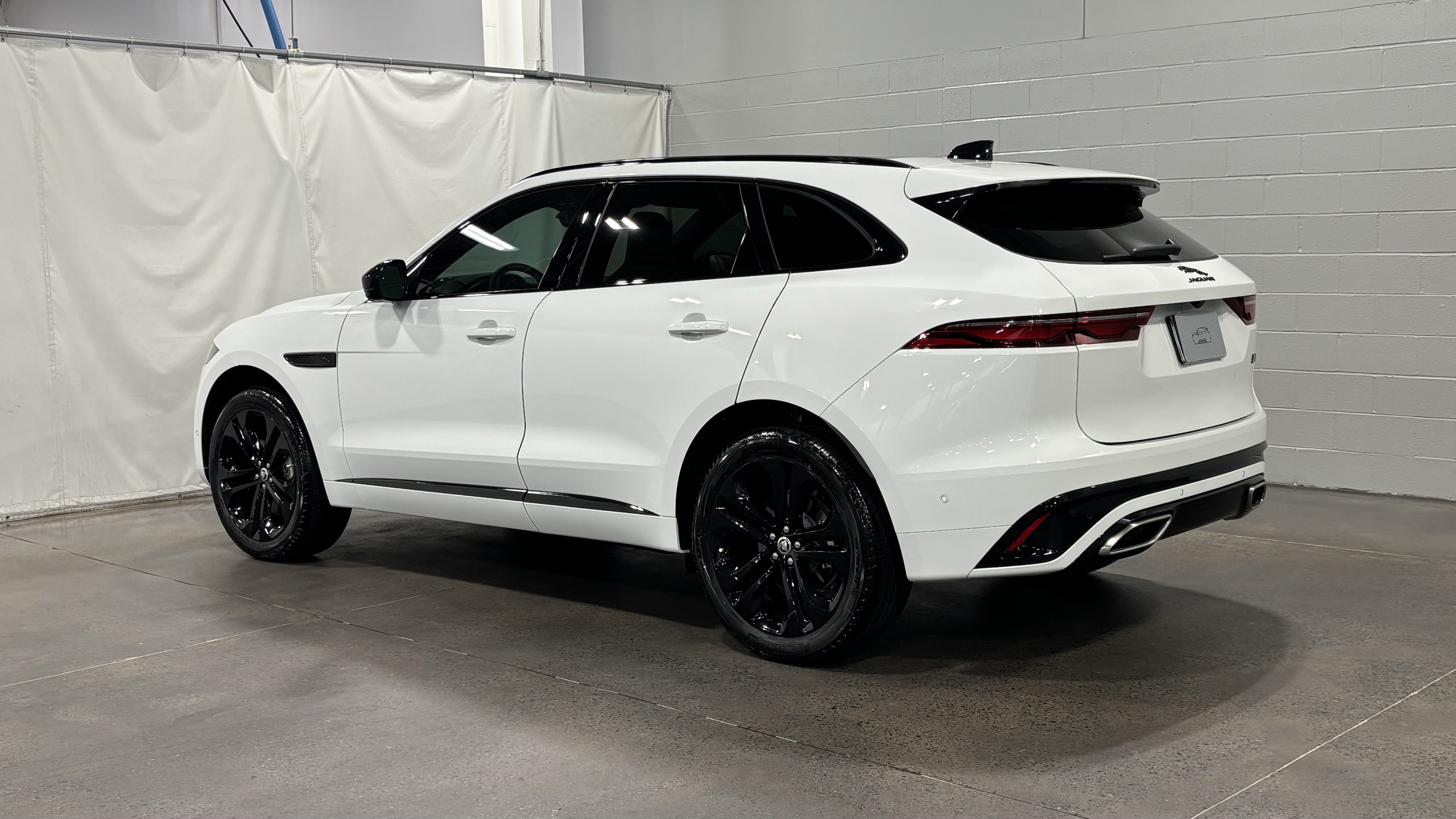 New 2026 Jaguar F-PACE R-Dynamic S AWD/4WD image 12