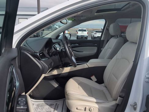 Used 2023 Buick Enclave Essence w/ Experience Buick Package image 19