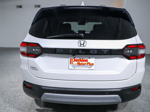 Used 2023 Honda Pilot EX-L image 8