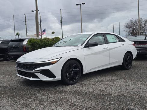 New 2026 Hyundai Elantra Sport FWD image 2