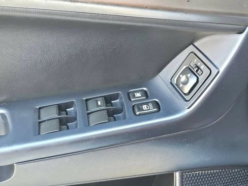 Used 2015 Mitsubishi Lancer ES FWD image 25