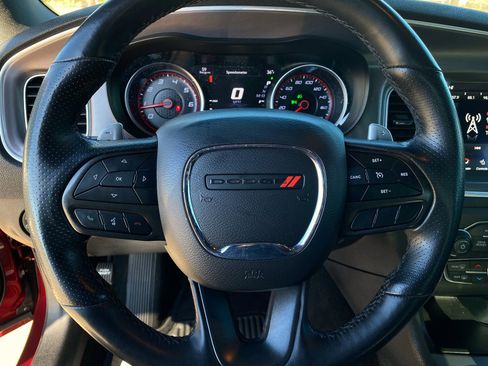 Used 2020 Dodge Charger Scat Pack image 22