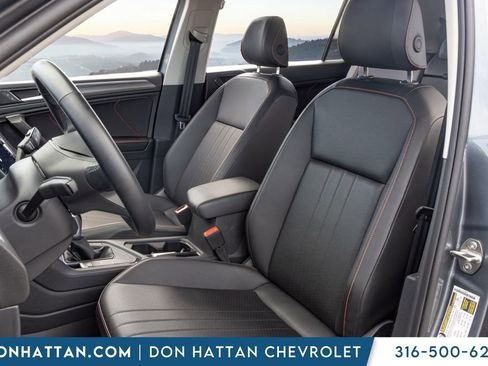 Used 2024 Volkswagen Tiguan Wolfsburg Edition FWD image 12