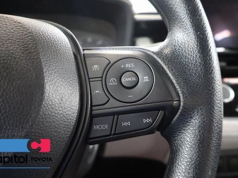 Certified 2024 Toyota Corolla Cross L AWD/4WD image 17