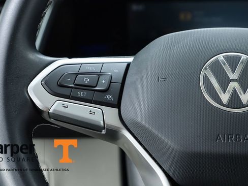 Used 2023 Volkswagen Tiguan SE image 58