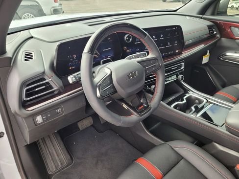 New 2026 Chevrolet Traverse RS image 14