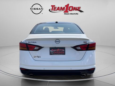 New 2026 Nissan Altima 2.5 SR FWD image 7
