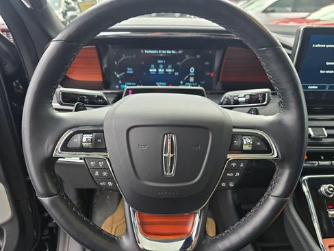 Used 2024 Lincoln Navigator L Reserve image 28