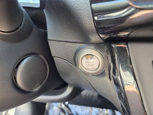 Used 2017 Nissan Sentra SL w/ SL Premium Technology Package image 29