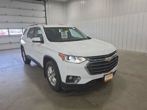 Used 2019 Chevrolet Traverse LT w/ LPO, Floor Liner Package AWD/4WD image 10