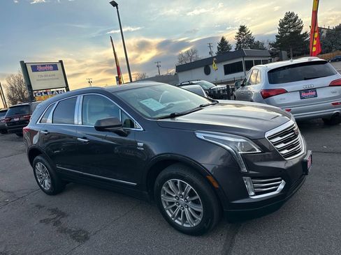 Used 2018 Cadillac XT5 Luxury w/ Driver Awareness Package image 10
