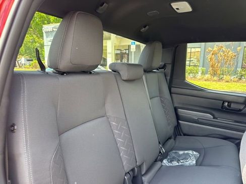 Used 2025 Toyota Tacoma SR5 image 15