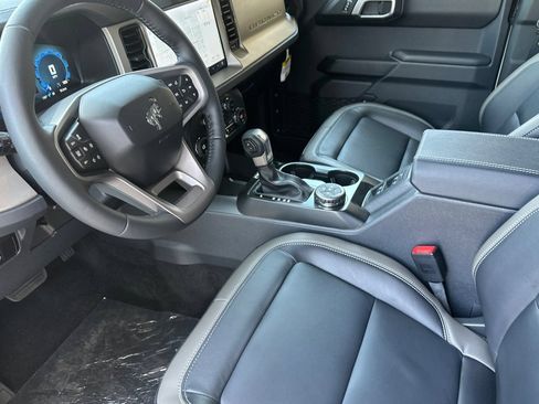 New 2026 Ford Bronco Outer Banks AWD/4WD image 10