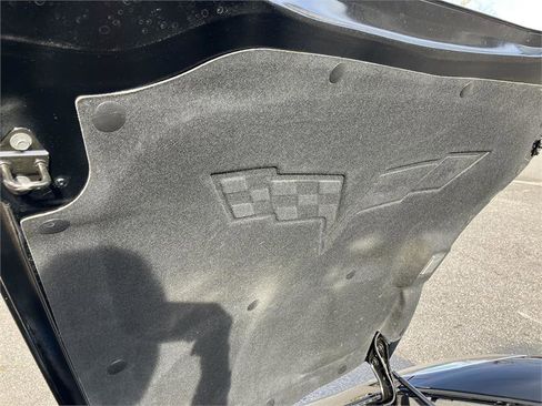 Used 2006 Chevrolet Corvette Coupe w/ Preferred Equipment Group image 24