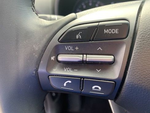 Used 2019 Hyundai Kona SEL image 25