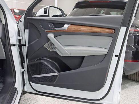 Used 2022 Audi Q5 2.0T Premium Plus image 35