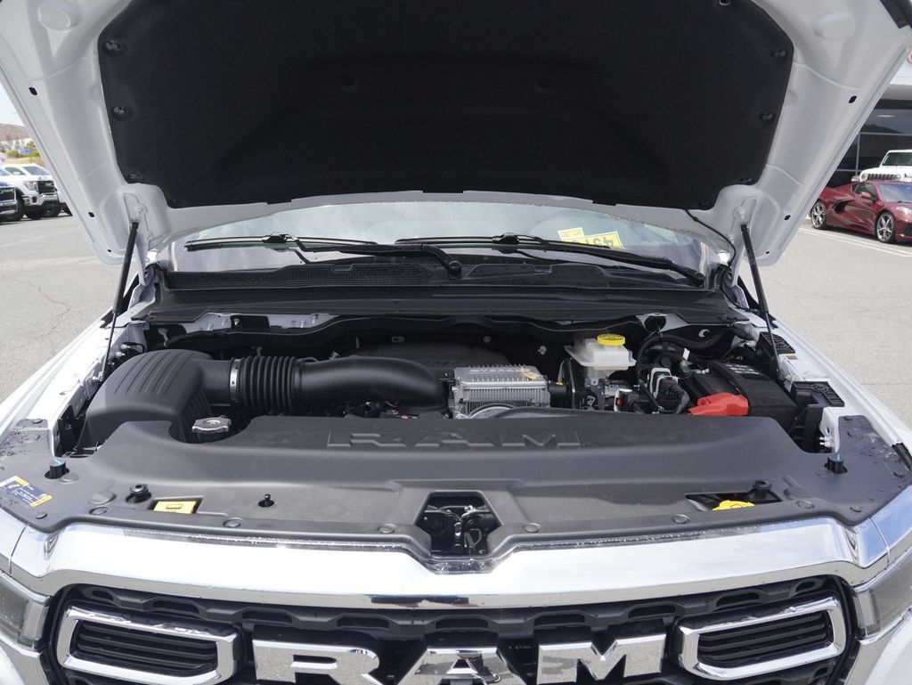 New 2026 RAM 1500 Big Horn AWD/4WD image 39