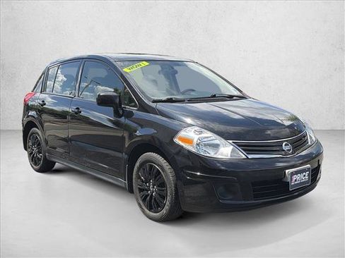 Used 2011 Nissan Versa 1.8 S w/ PWR Plus Pkg FWD image 3