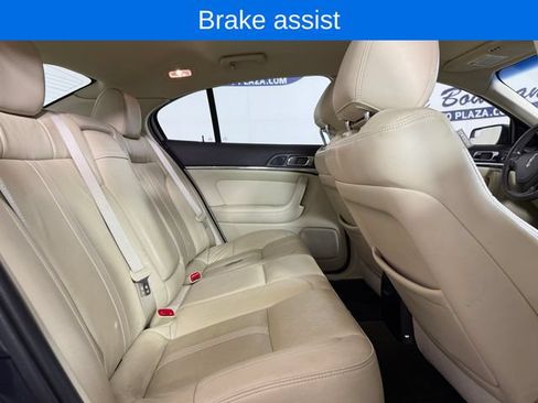 Used 2014 Lincoln MKS FWD image 20
