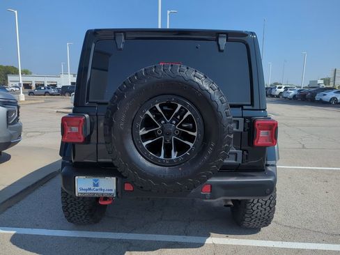 Used 2025 Jeep Wrangler Unlimited Rubicon image 6