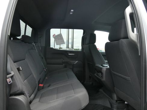 Used 2021 Chevrolet Silverado 1500 RST AWD/4WD image 15