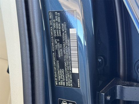 New 2026 Volvo XC60 B5 Ultra w/ Protection Package Premier image 28