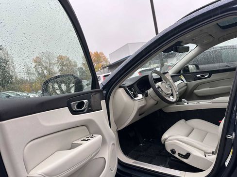 New 2026 Volvo XC60 B5 Ultra w/ Protection Package Premier image 20