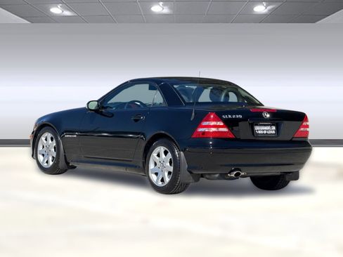 Used 2001 Mercedes-Benz SLK 230 image 3