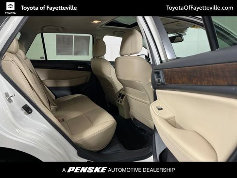 Used 2016 Subaru Outback 2.5i Limited AWD/4WD image 15