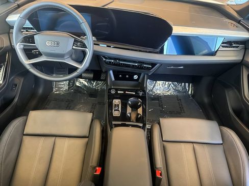 Used 2027 Audi Q6 e-tron Premium Plus w/ Premium Plus AWD/4WD image 17