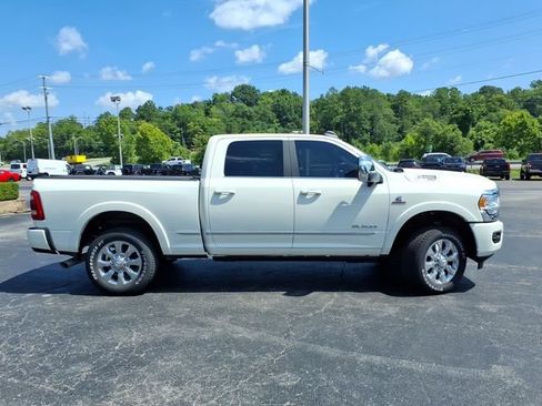 Used 2023 RAM 3500 Limited AWD/4WD image 2