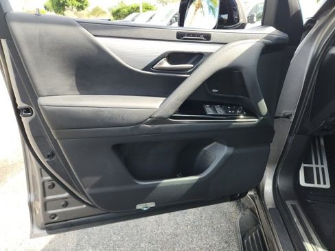 Used 2023 Lexus LX 600 F Sport image 30