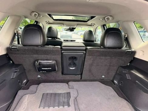 Used 2020 Nissan Rogue SL w/ Premium Package AWD/4WD image 8