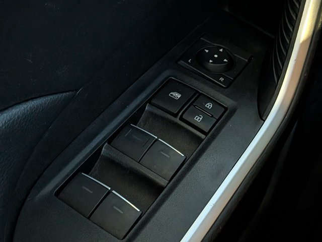 Used 2024 Toyota RAV4 XLE FWD image 24
