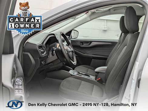 Used 2025 Ford Escape Active AWD/4WD image 3