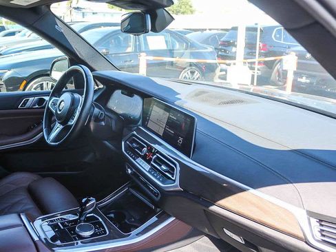 Used 2023 BMW X5 sDrive40i w/ M Sport Package image 24