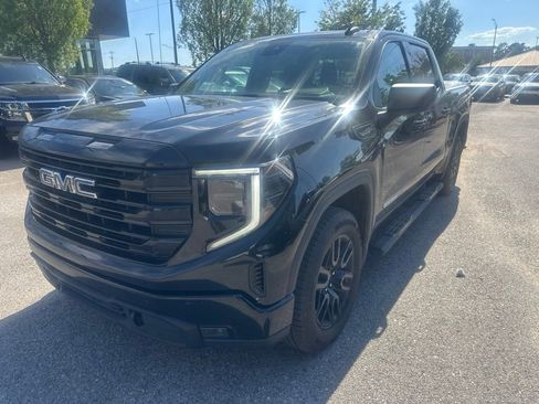 Used 2022 GMC Sierra 1500 Elevation AWD/4WD image 1